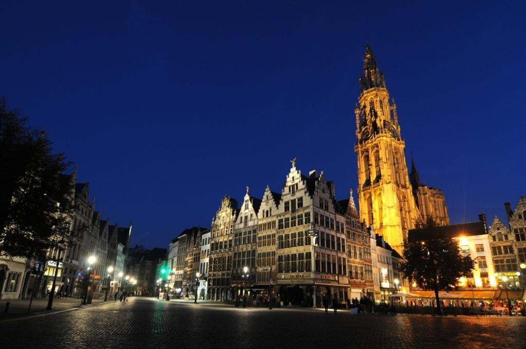 Ambassador Suites Anvers Exterior foto